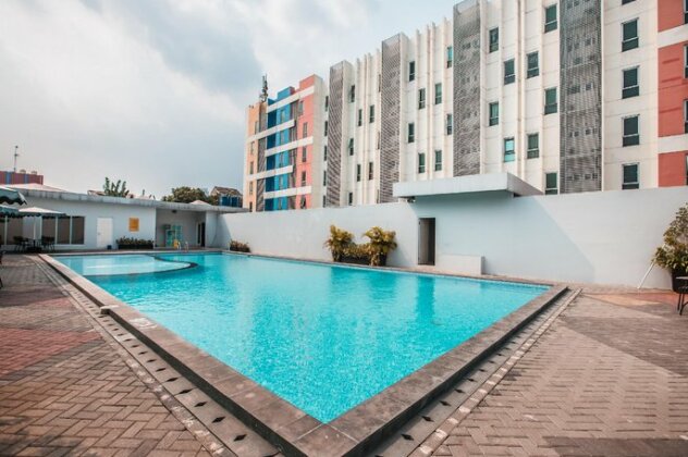 apartemen sekitar UPH -7